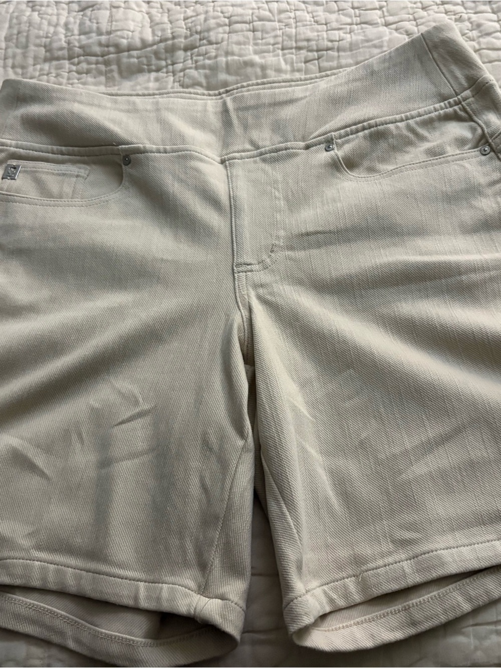 Belle by Kim Gravel Cream Bermuda Shorts